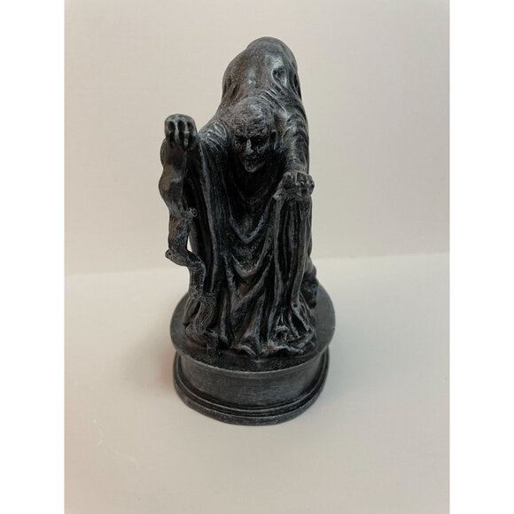 Wizarding Trunk Harry Potter Hogwarts Gunhilda de Gorsemoor Witch Statue Figure - Picture 2 of 7